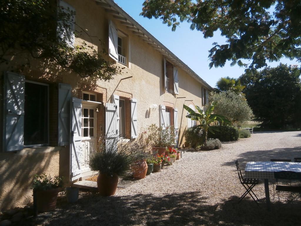 Hotel La Ferme Montplaisir Montesquieu-Volvestre Zimmer foto